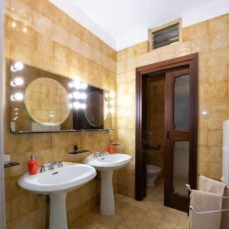 Elegante Di 200 Mq Con Terrazzo * Sanremo